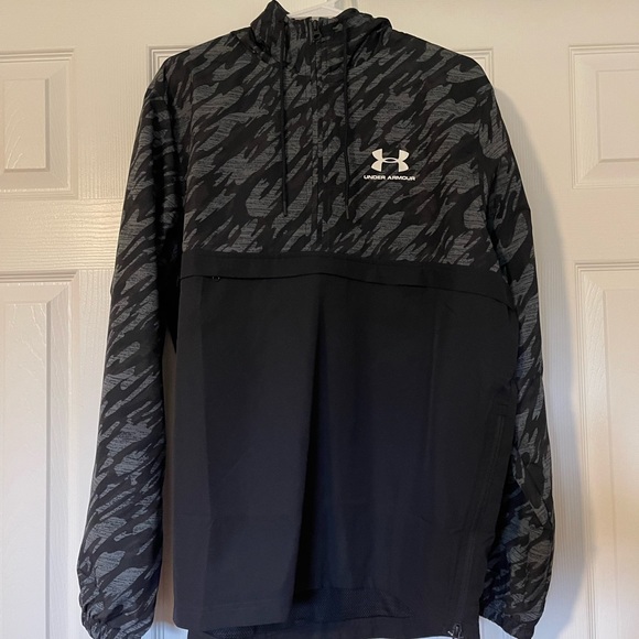 Under Armour Other - Under Armour Windbreaker - Mens Large